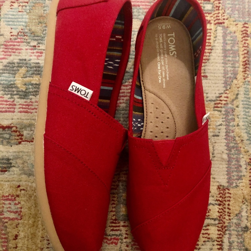 Red Classic Toms